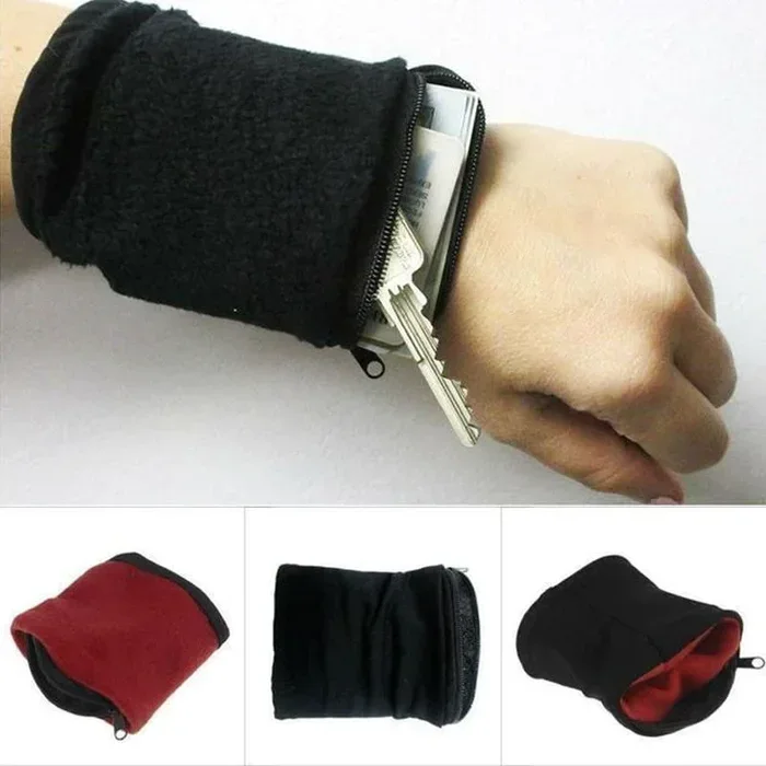 Wrist pouch close-up